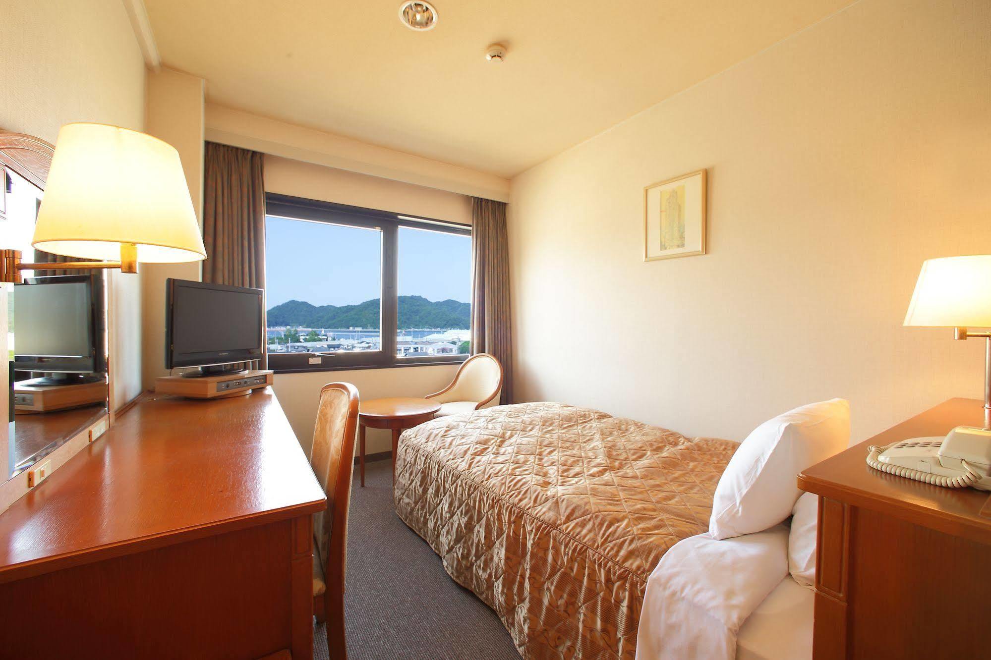 Hotel Kinsuien Saiki Zewnętrze zdjęcie